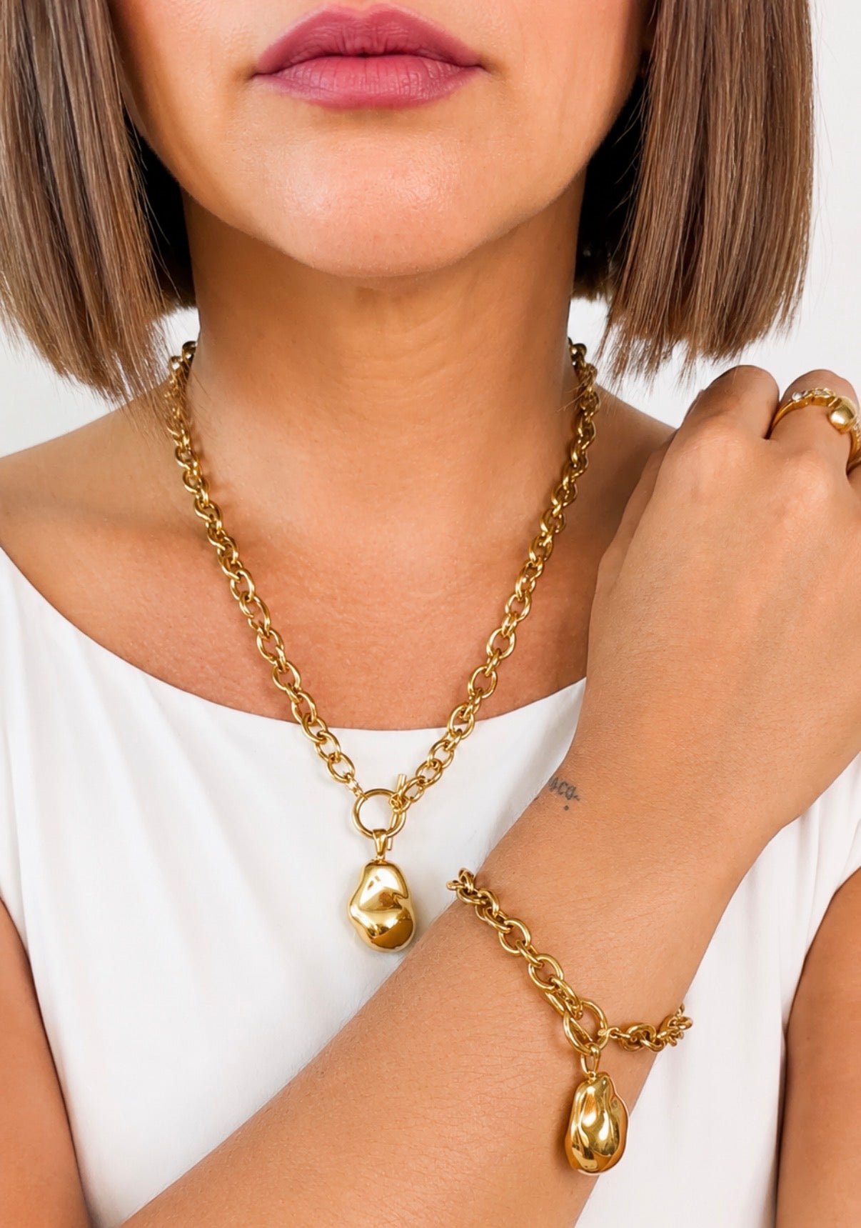 Isa gold set
